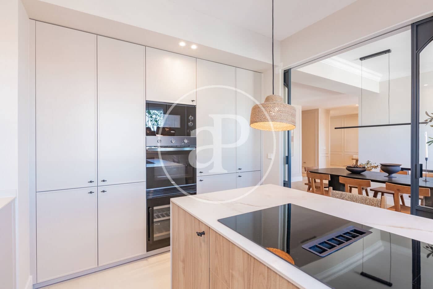 3 makuuhuone Kattohuoneisto myytävänä paikassa Madrid kaupunki - 1 645 000 € (Ref: 9752044)