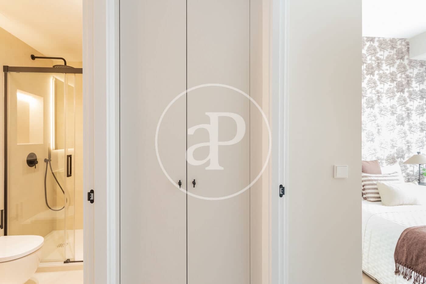 3 makuuhuone Kattohuoneisto myytävänä paikassa Madrid kaupunki - 1 645 000 € (Ref: 9752044)