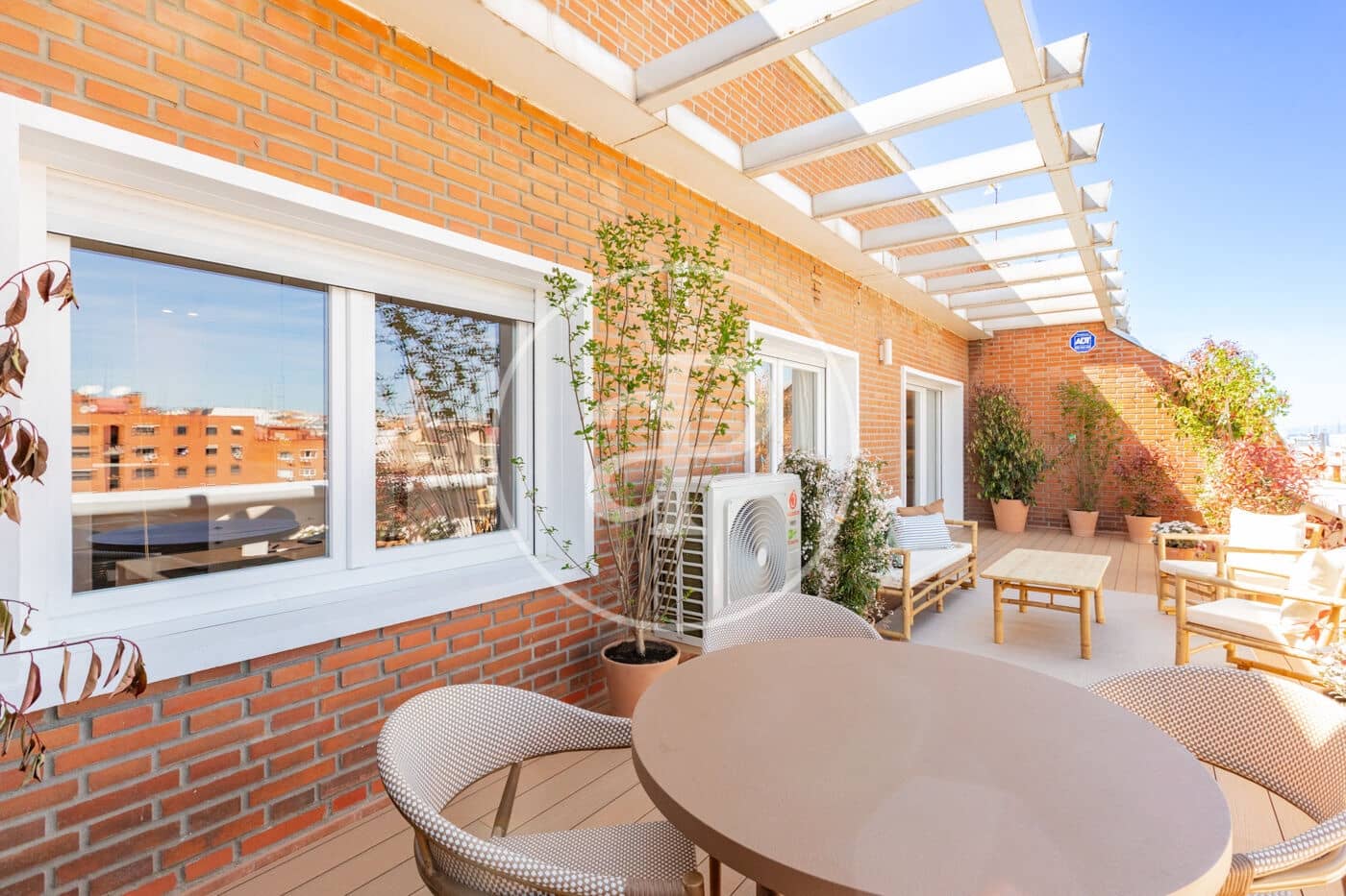 3 makuuhuone Kattohuoneisto myytävänä paikassa Madrid kaupunki - 1 645 000 € (Ref: 9752044)