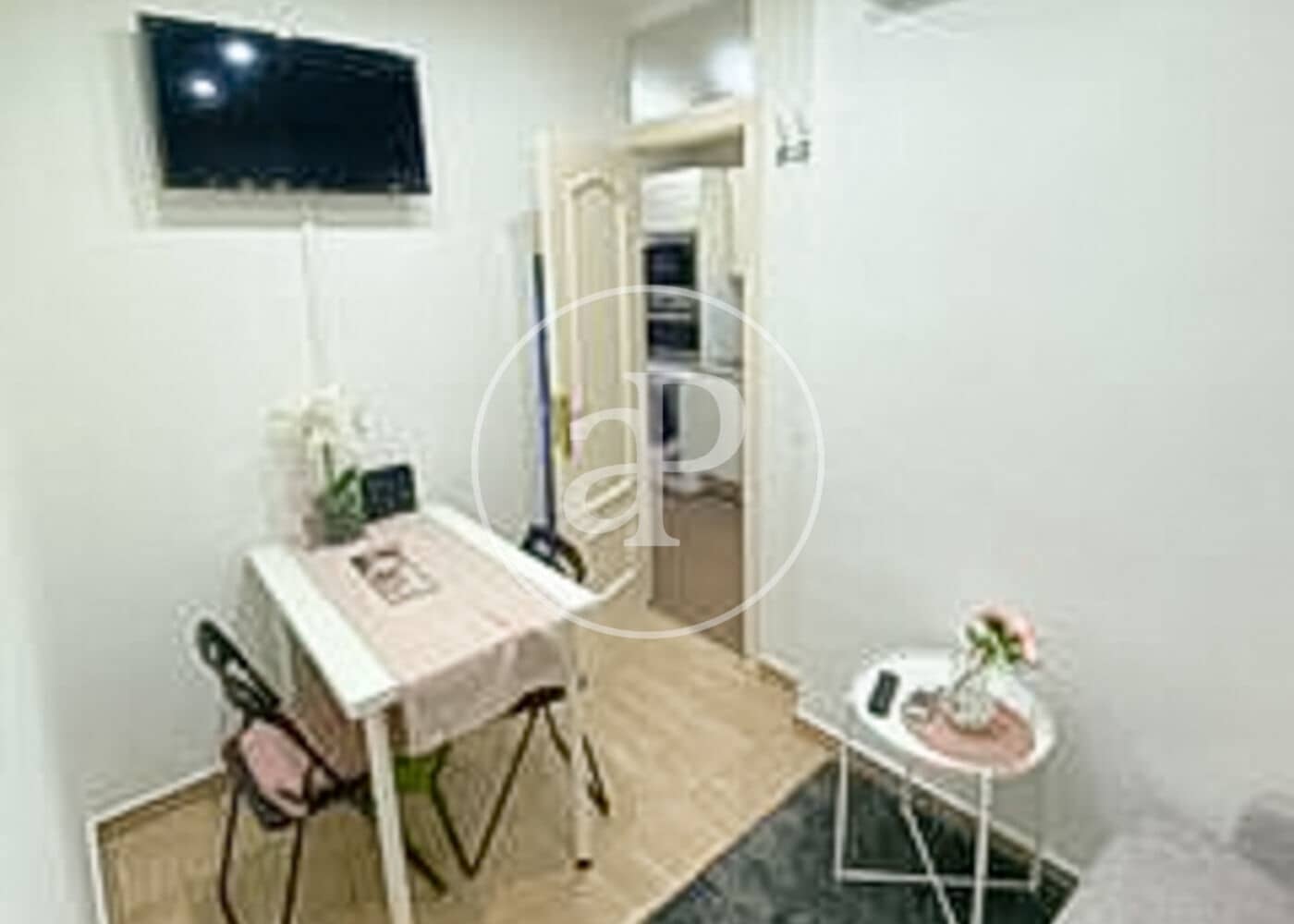 1 soverom Leilighet til leie i Madrid by - € 1 400 (Ref: 9755694)