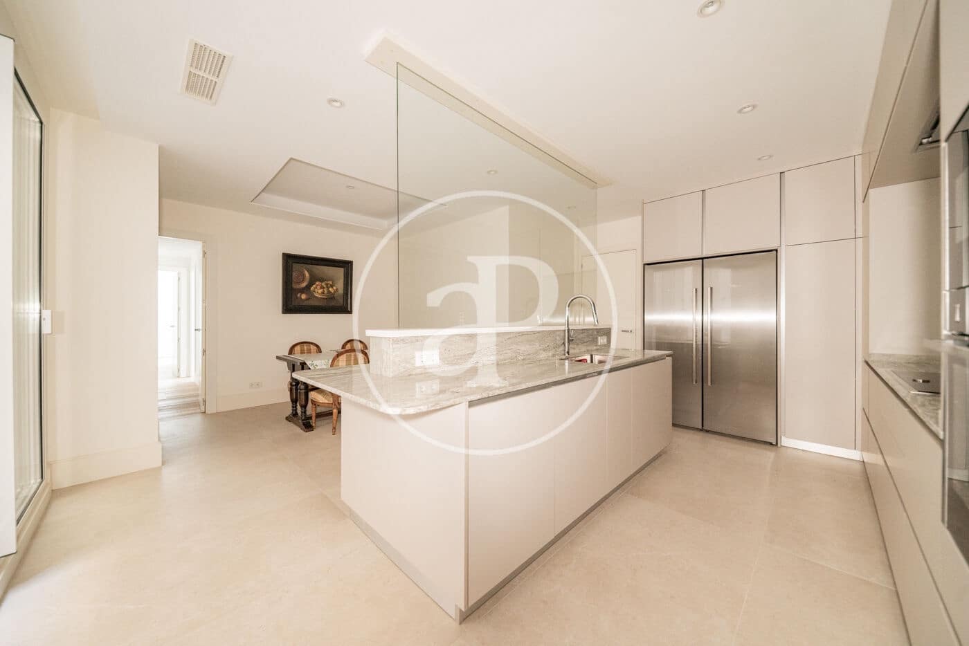 5 makuuhuone Huoneisto vuokrattavana paikassa Madrid kaupunki - 8 000 € (Ref: 9755695)