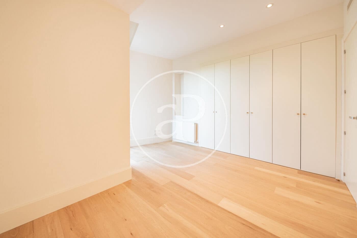 5 makuuhuone Huoneisto vuokrattavana paikassa Madrid kaupunki - 8 000 € (Ref: 9755695)