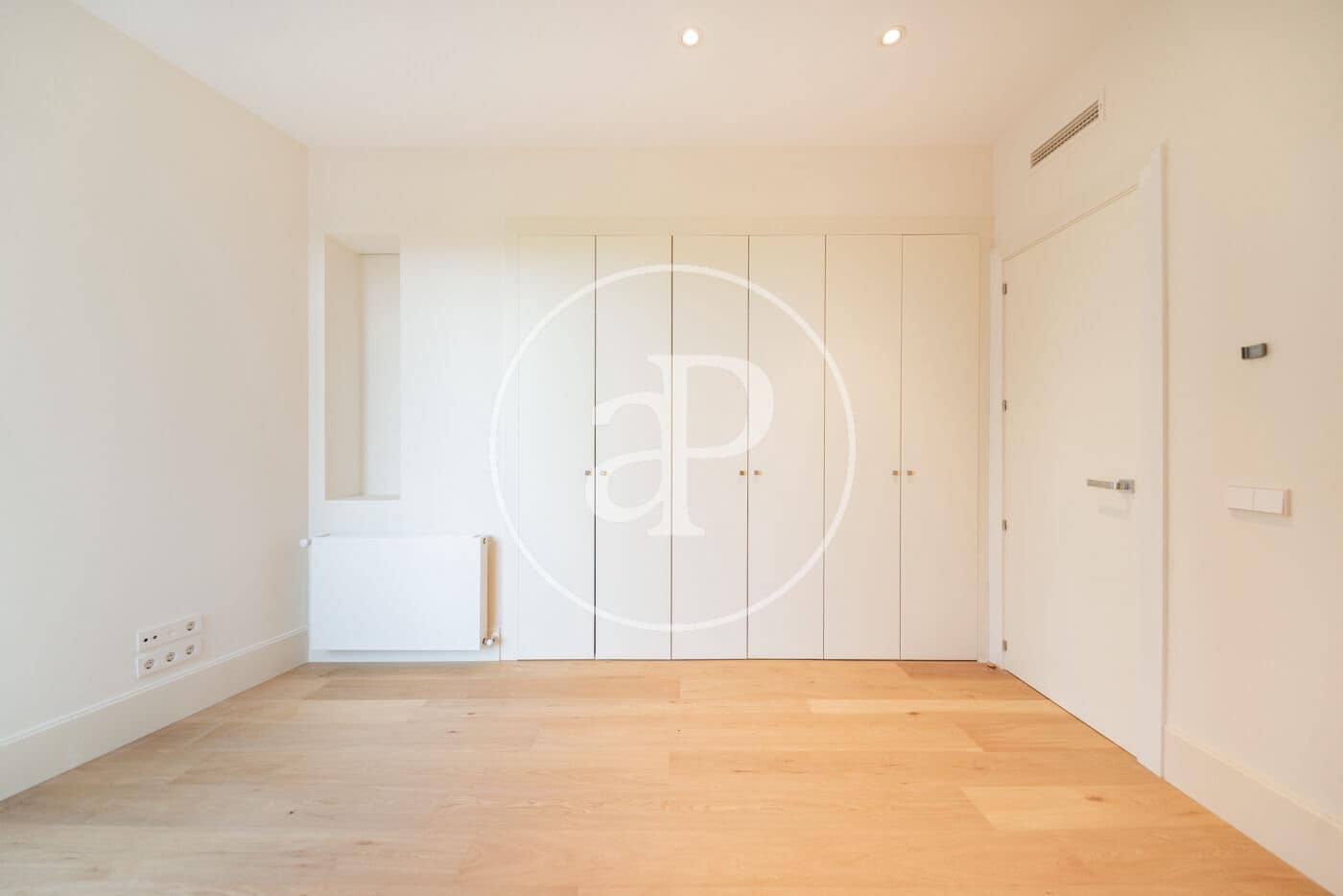 5 makuuhuone Huoneisto vuokrattavana paikassa Madrid kaupunki - 8 000 € (Ref: 9755695)