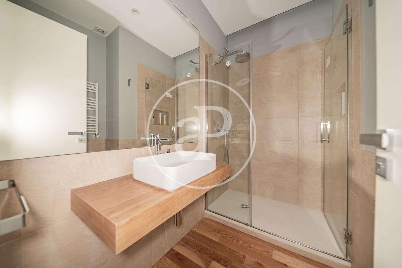 5 makuuhuone Huoneisto vuokrattavana paikassa Madrid kaupunki - 8 000 € (Ref: 9755695)