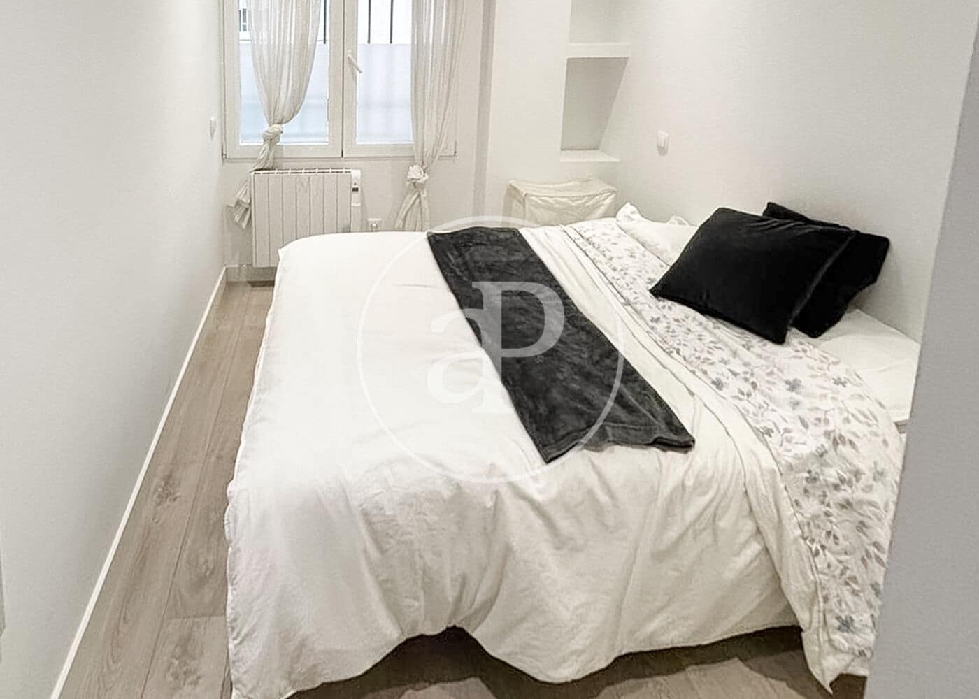 2 bedroom Apartment for rent in Madrid city - € 1,995 (Ref: 9758858)