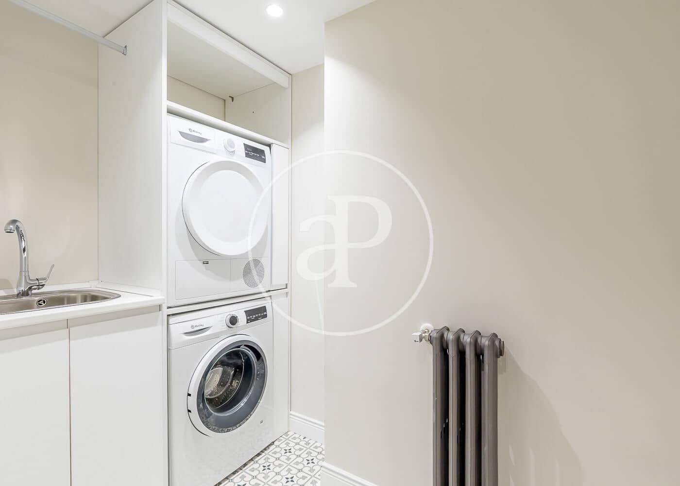 3 bedroom Apartment for rent in Madrid city - € 4,500 (Ref: 9758859)