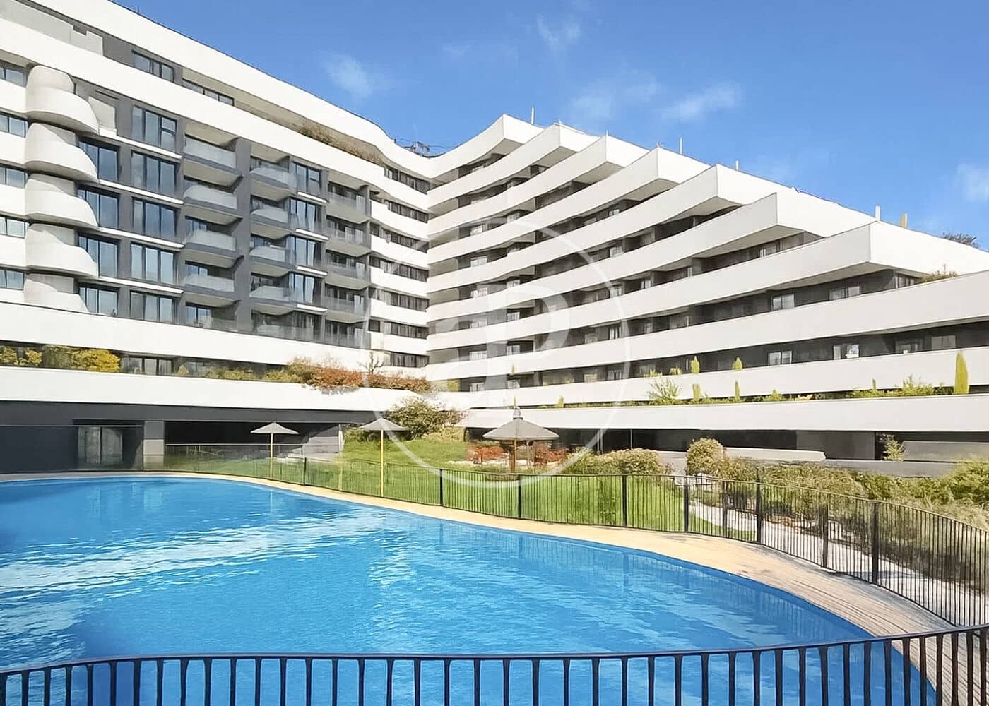 4 quarto Apartamento para venda em Madrid cidade com piscina - 1 200 000 € (Ref: 9758860)