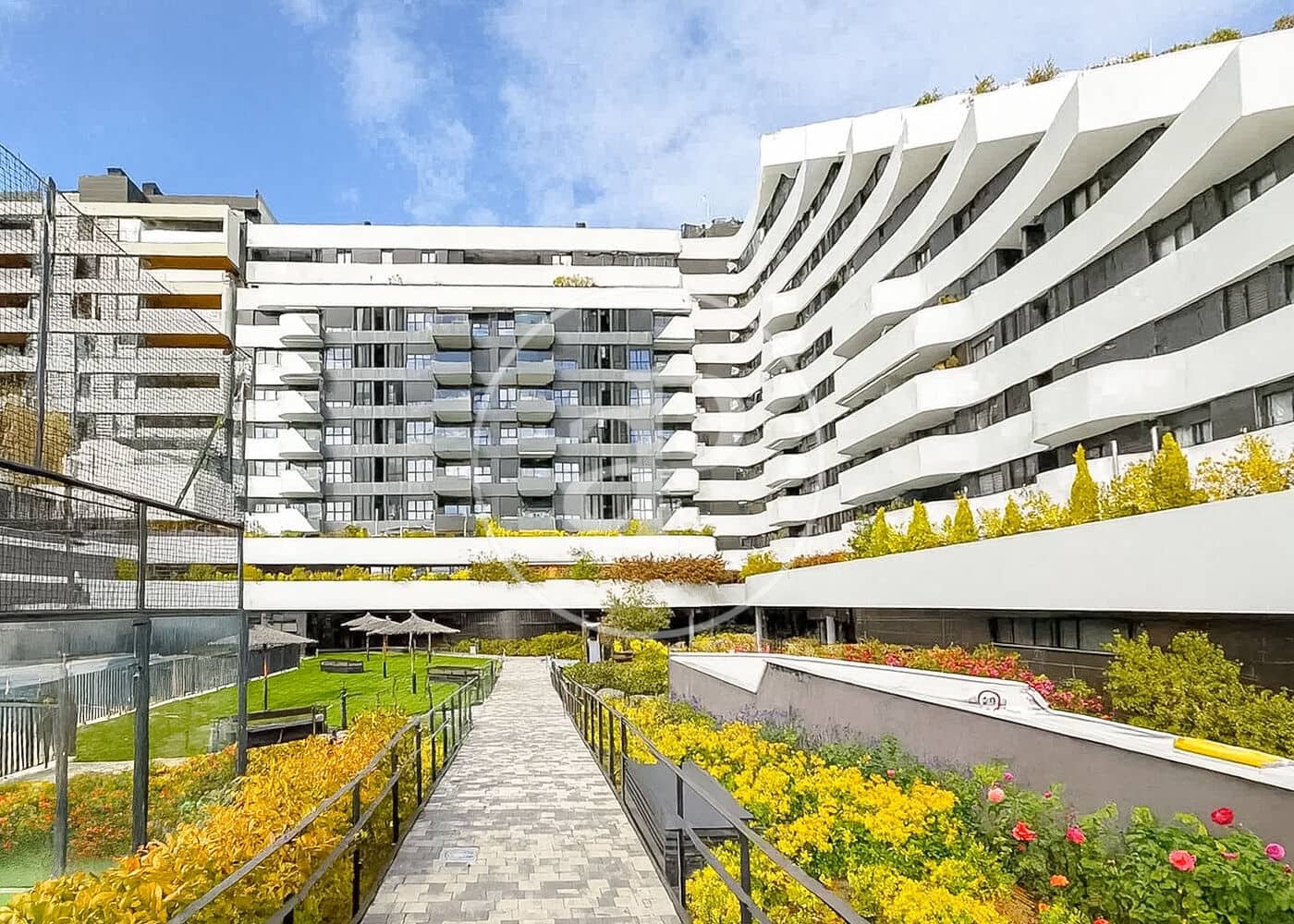 4 quarto Apartamento para venda em Madrid cidade com piscina - 1 200 000 € (Ref: 9758860)