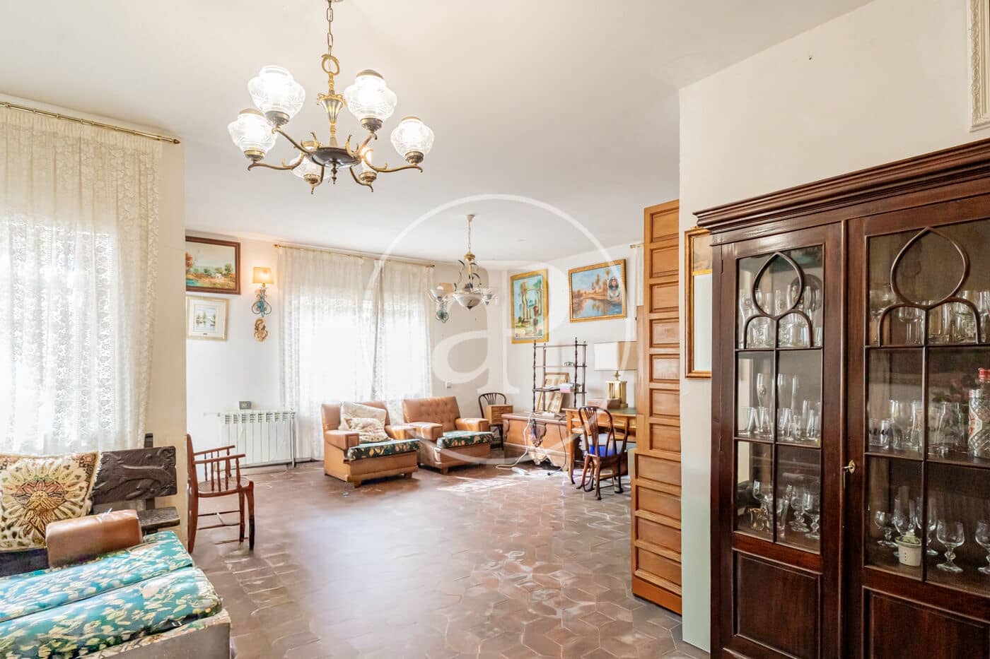 5 slaapkamer Villa te koop in Pozuelo de Alarcon - € 1.600.000 (Ref: 9758861)