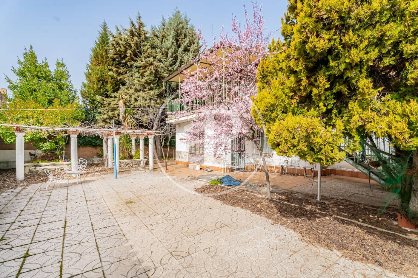 5 slaapkamer Villa te koop in Pozuelo de Alarcon - € 1.600.000 (Ref: 9758861)