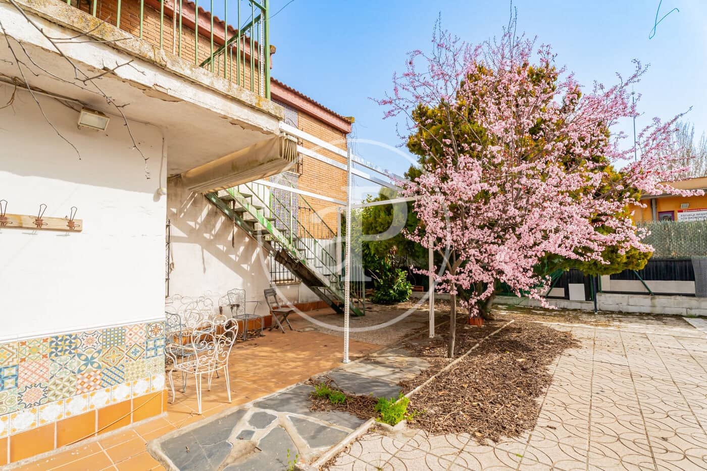 5 slaapkamer Villa te koop in Pozuelo de Alarcon - € 1.600.000 (Ref: 9758861)