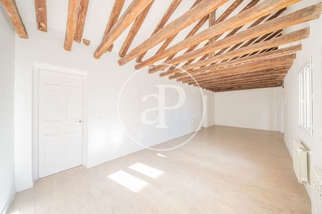 3 makuuhuone Kattohuoneisto vuokrattavana paikassa Justicia, Madrid kaupunki - 3 500 € (Ref: 9758862)