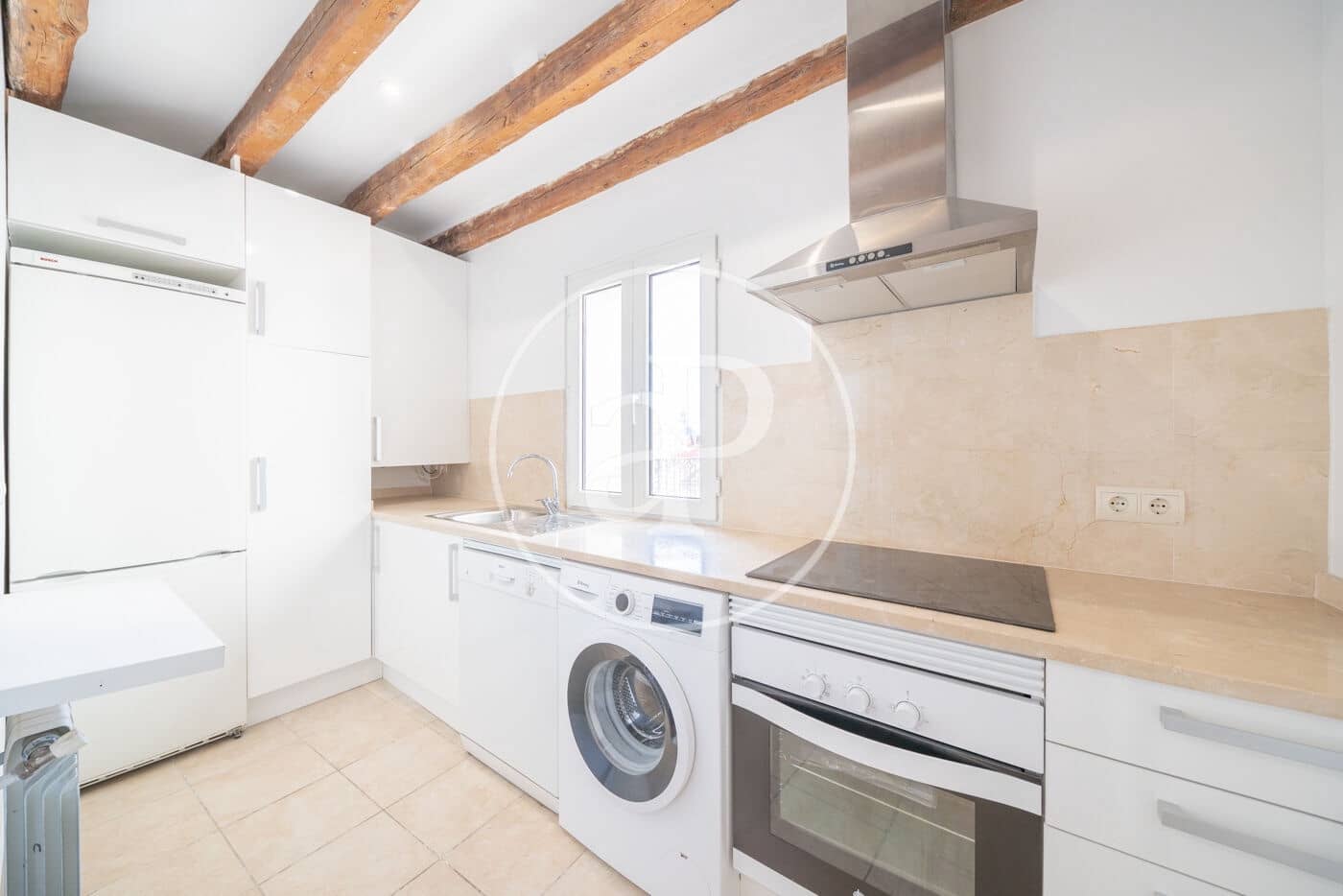 3 makuuhuone Kattohuoneisto vuokrattavana paikassa Madrid kaupunki - 3 500 € (Ref: 9758862)