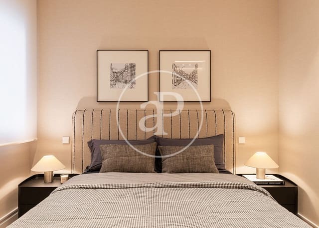 Apartamento de 3 habitaciones en Almagro, Madrid ciudad en venta - 3.300.000 € (Ref: 9758863)