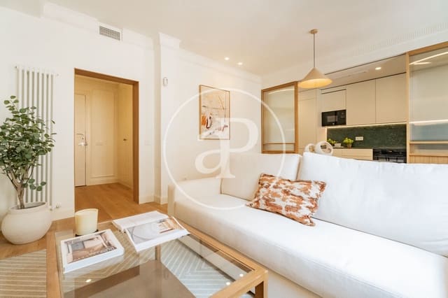 3 quarto Apartamento para venda em Rios Rosas, Madrid cidade - 1 045 000 € (Ref: 9770676)