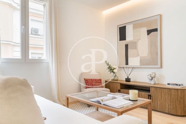 3 quarto Apartamento para venda em Rios Rosas, Madrid cidade - 1 045 000 € (Ref: 9770676)