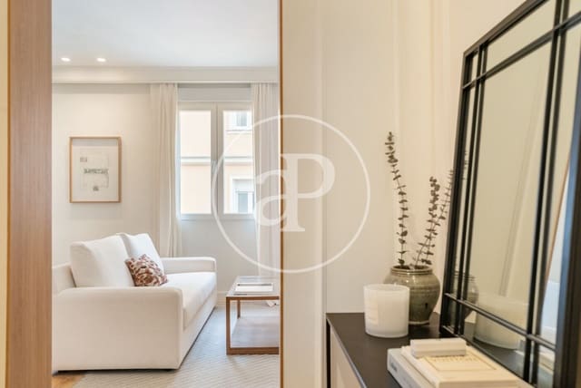 3 quarto Apartamento para venda em Rios Rosas, Madrid cidade - 1 045 000 € (Ref: 9770676)