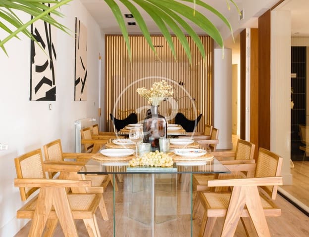 4 soveværelse Lejlighed til leje i Almagro, Madrid by - € 8.360 (Ref: 9770679)