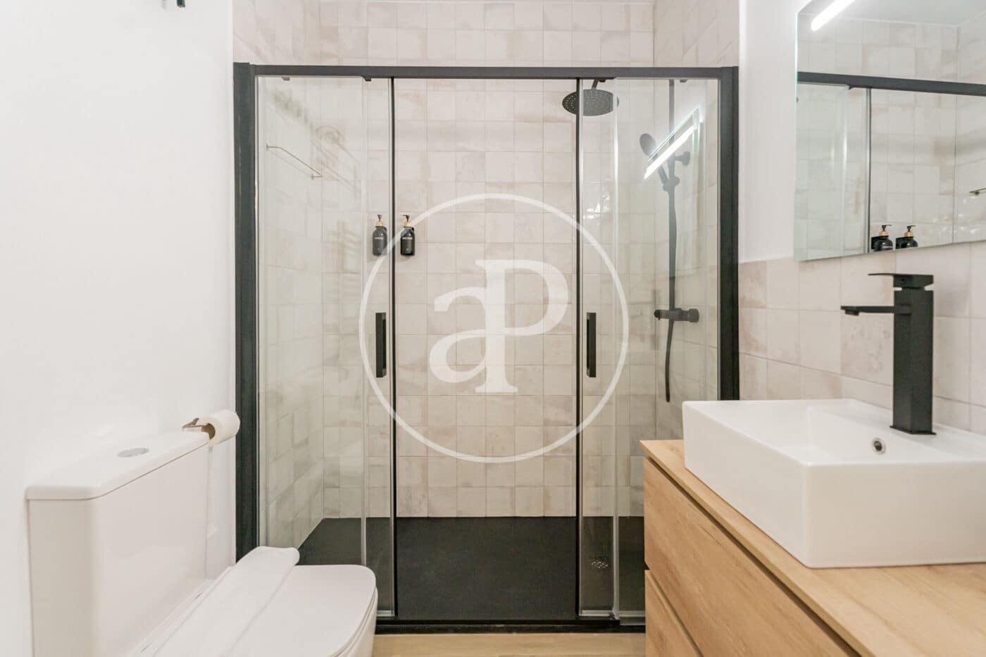 1 makuuhuone Huoneisto vuokrattavana paikassa Madrid kaupunki - 1 600 € (Ref: 9773073)