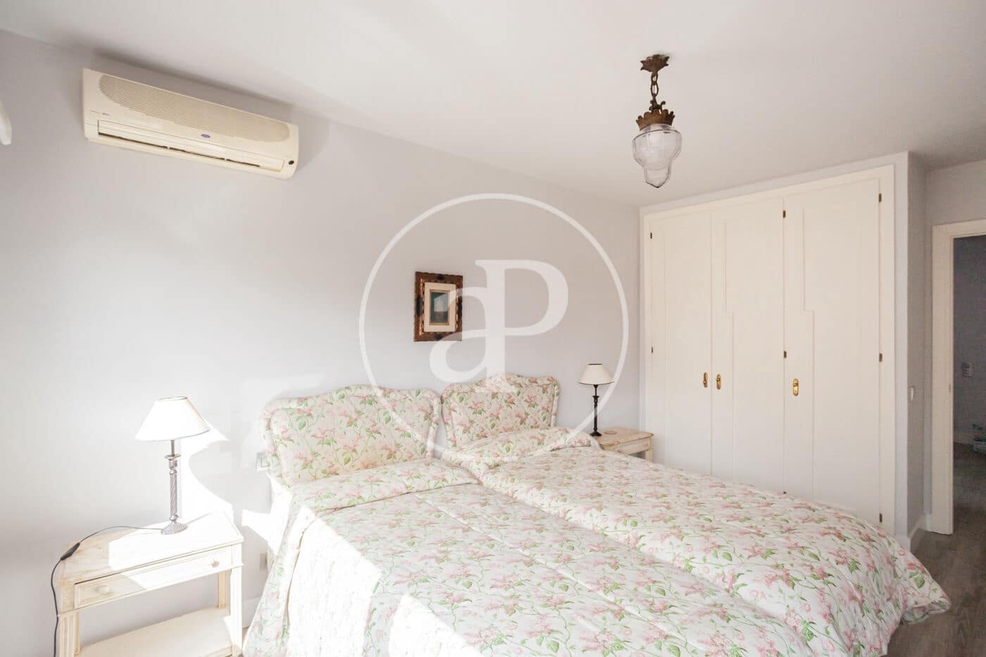 5 soverom Villa til salgs i Madrid by - € 1 900 000 (Ref: 9773075)