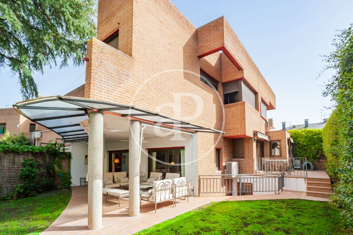 5 soverom Villa til salgs i Madrid by - € 1 900 000 (Ref: 9773075)