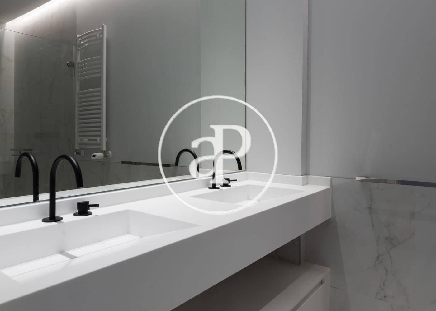 1 bedroom Apartment for rent in Madrid city with garage - € 3,400 (Ref: 9773076)