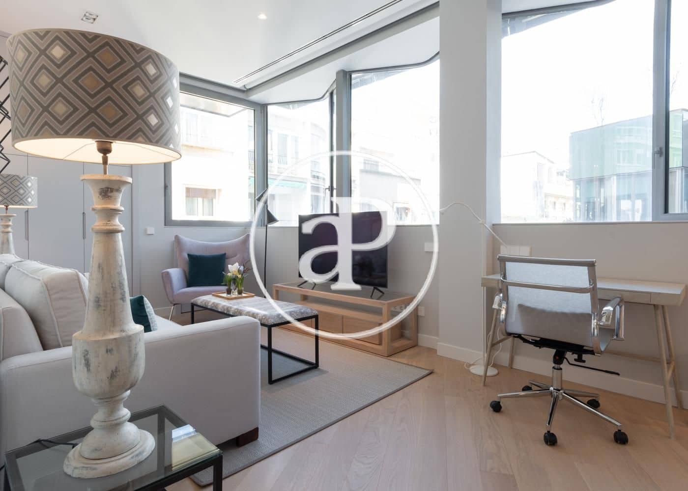 1 bedroom Apartment for rent in Madrid city with garage - € 3,400 (Ref: 9773076)