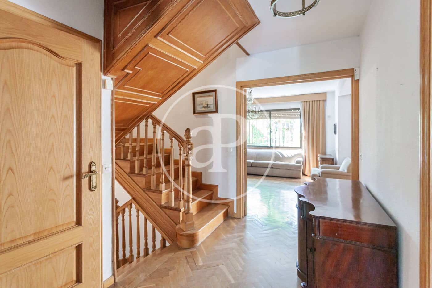 5 soverom Villa til salgs i Madrid by med svømmebasseng - € 1 349 000 (Ref: 9778143)