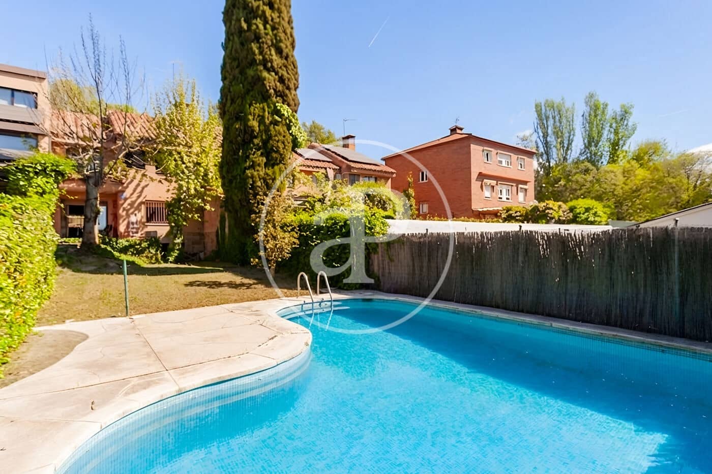 5 soverom Villa til salgs i Madrid by med svømmebasseng - € 1 349 000 (Ref: 9778143)