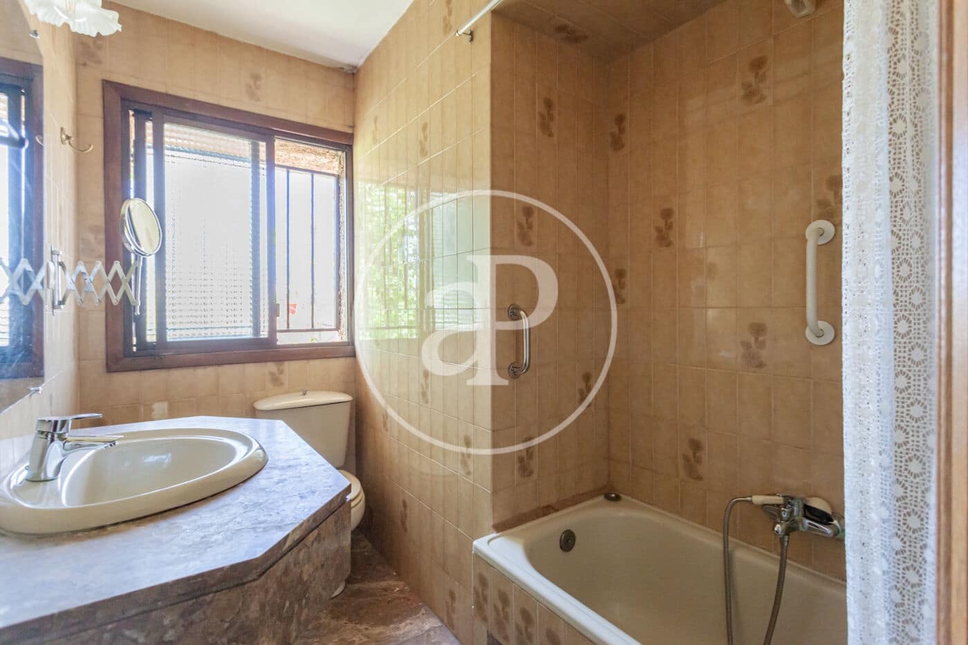 5 soverom Villa til salgs i Madrid by med svømmebasseng - € 1 349 000 (Ref: 9778143)