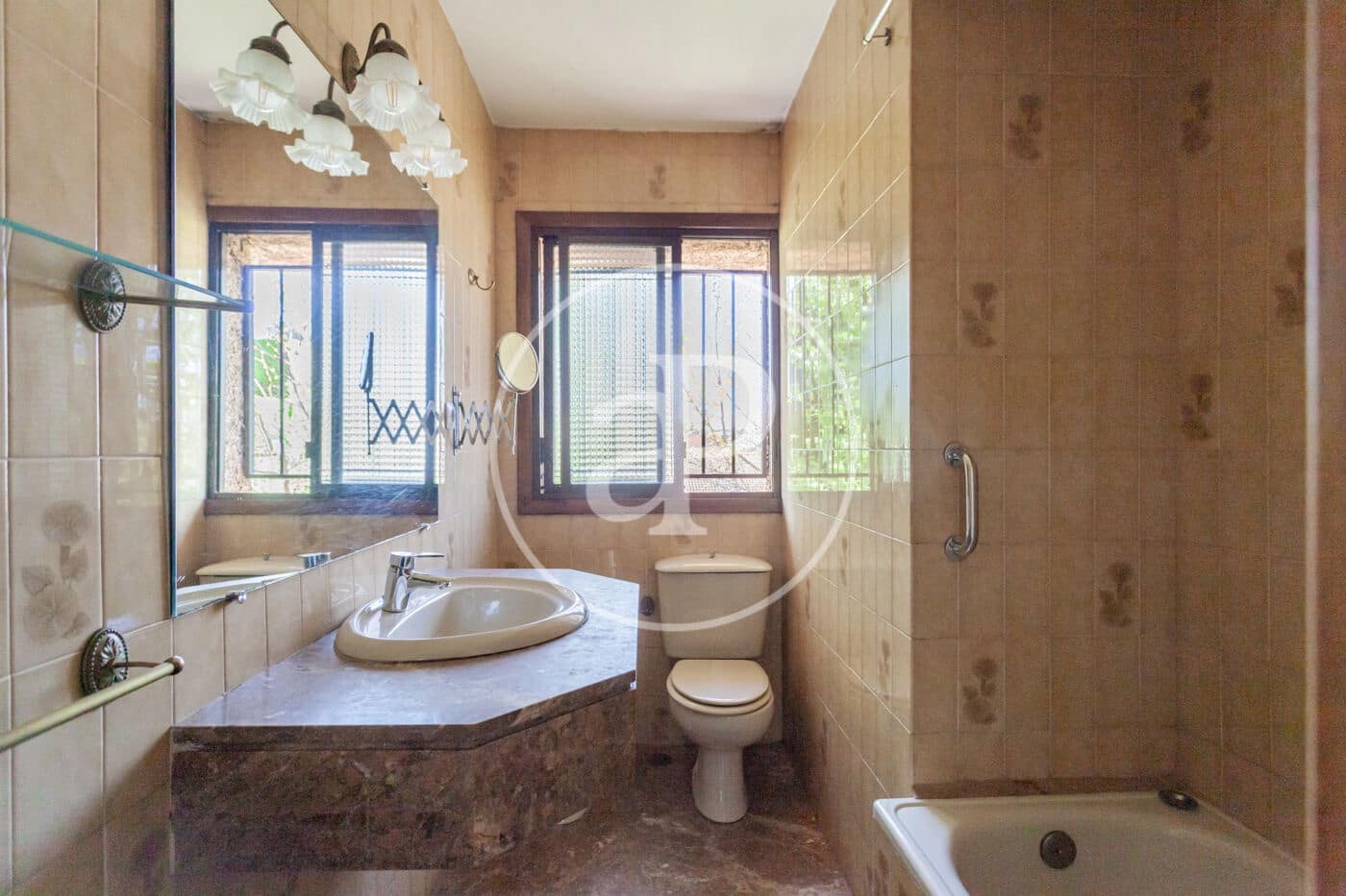 5 soverom Villa til salgs i Madrid by med svømmebasseng - € 1 349 000 (Ref: 9778143)