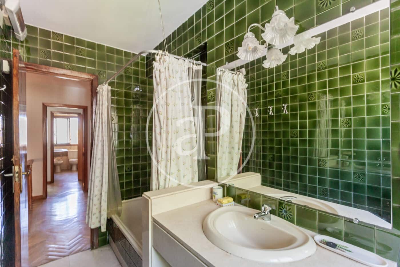 5 soverom Villa til salgs i Madrid by med svømmebasseng - € 1 349 000 (Ref: 9778143)