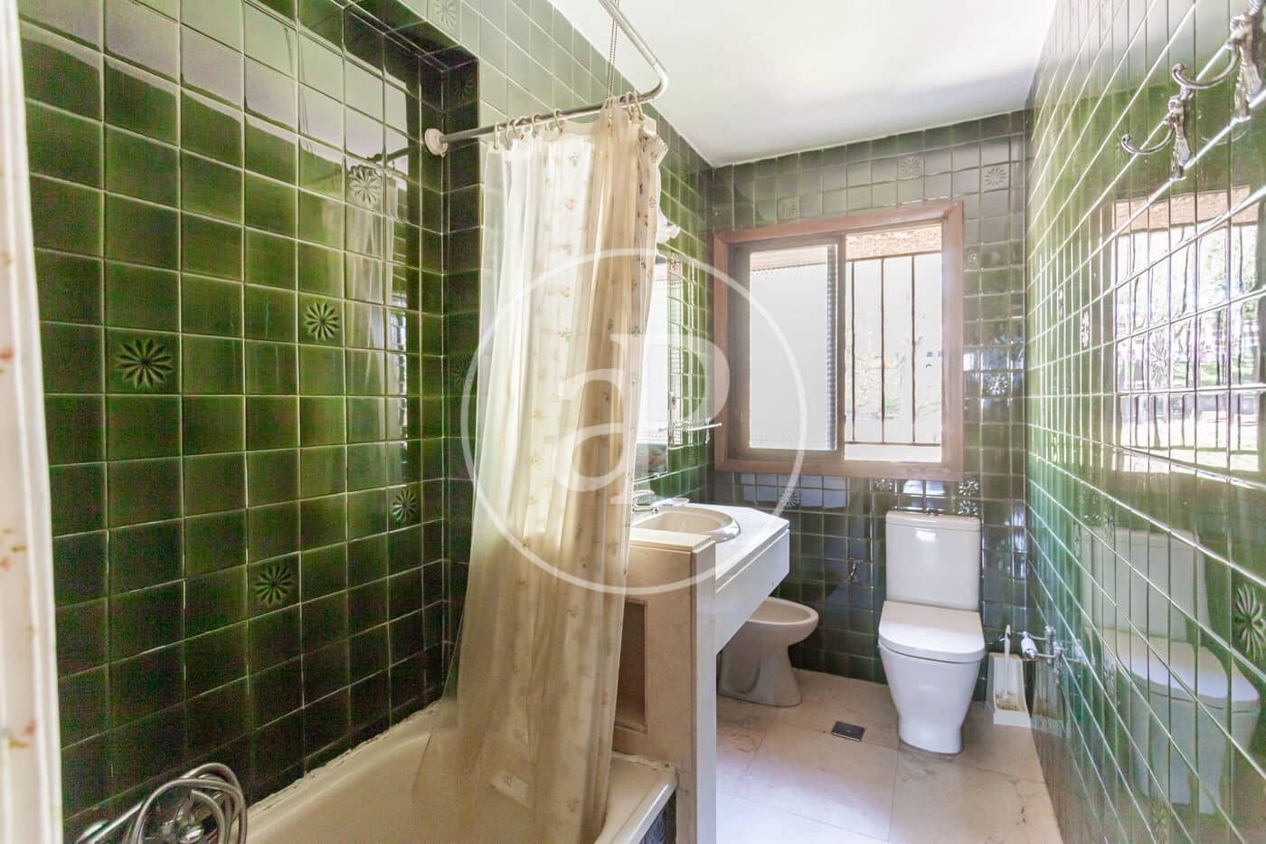 5 soverom Villa til salgs i Madrid by med svømmebasseng - € 1 349 000 (Ref: 9778143)