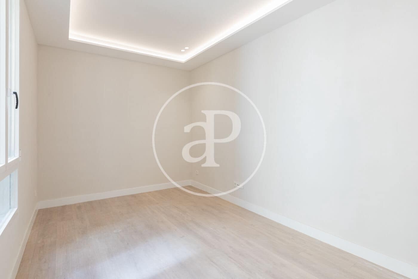 3 soveværelse Lejlighed til salg i Madrid by - € 770.000 (Ref: 9778145)