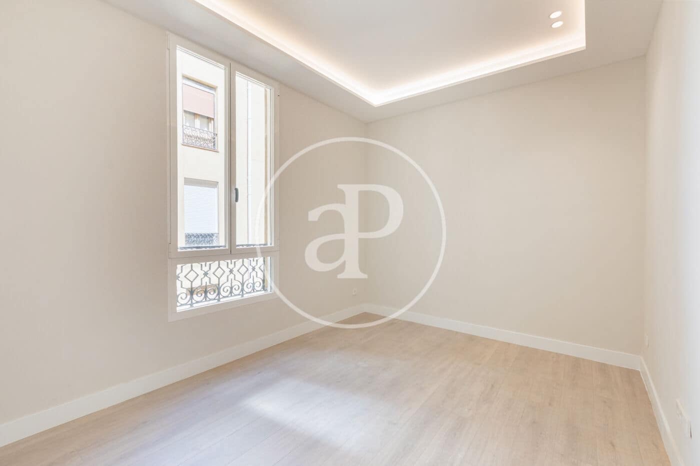 3 soveværelse Lejlighed til salg i Madrid by - € 770.000 (Ref: 9778145)