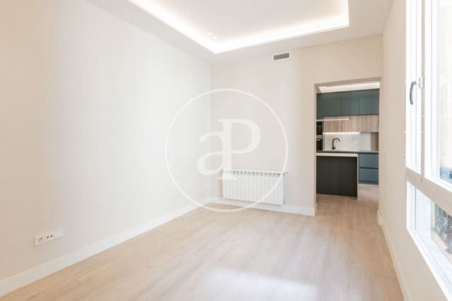 3 soveværelse Lejlighed til salg i Embajadores, Madrid by - € 770.000 (Ref: 9778145)