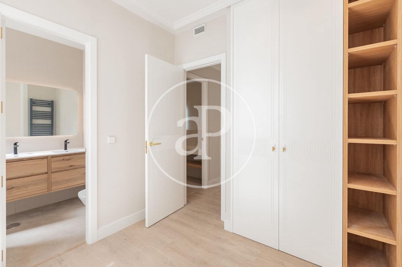 3 soveværelse Lejlighed til salg i Madrid by - € 770.000 (Ref: 9778145)