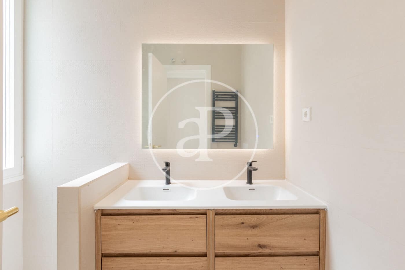 3 soveværelse Lejlighed til salg i Madrid by - € 770.000 (Ref: 9778145)