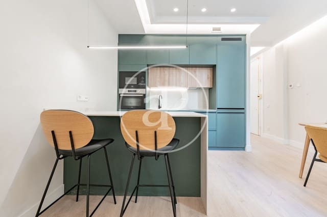 3 bedroom Apartment for sale in Embajadores, Madrid city - € 730,000 (Ref: 9778145)