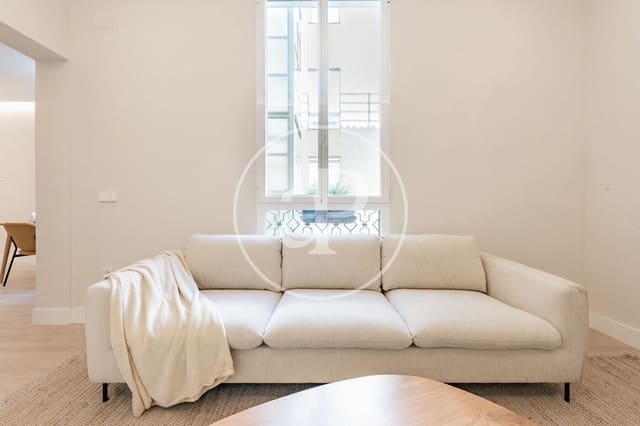 3 bedroom Apartment for sale in Embajadores, Madrid city - € 730,000 (Ref: 9778145)