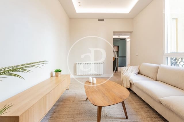 3 bedroom Apartment for sale in Embajadores, Madrid city - € 730,000 (Ref: 9778145)
