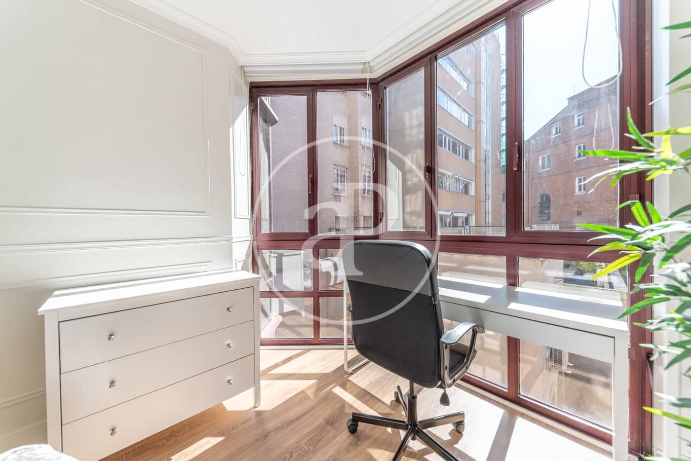 1 soveværelse Lejlighed til leje i Madrid by - € 2.195 (Ref: 9778146)