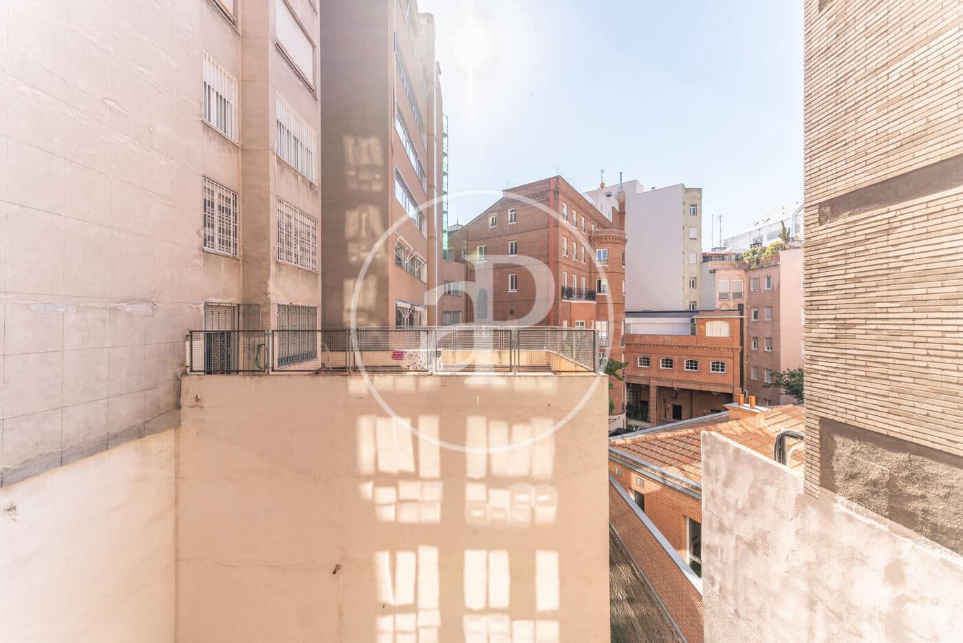 1 soveværelse Lejlighed til leje i Madrid by - € 2.195 (Ref: 9778146)