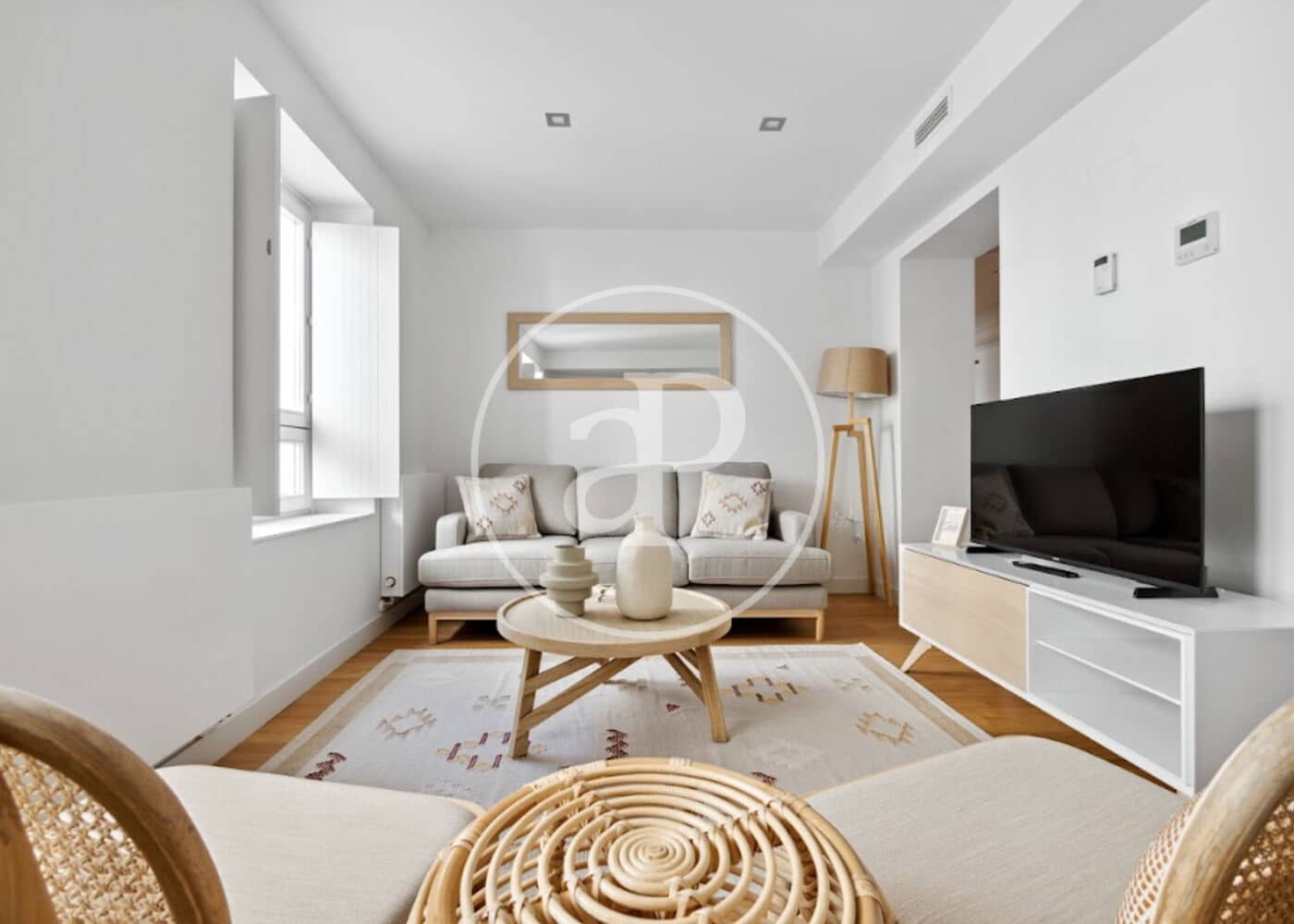 2 soverom Leilighet til leie i Madrid by - € 3 300 (Ref: 9778148)