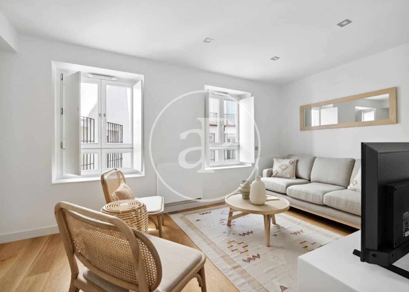 2 soverom Leilighet til leie i Madrid by - € 3 300 (Ref: 9778148)