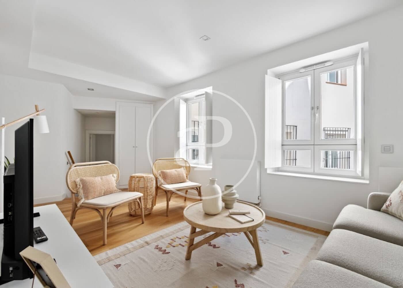 2 soverom Leilighet til leie i Madrid by - € 3 300 (Ref: 9778148)