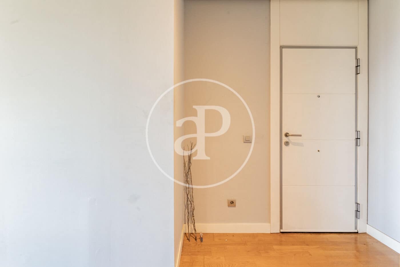 1 makuuhuone Huoneisto vuokrattavana paikassa Madrid kaupunki mukana uima-altaan 
autotalli - 1 450 € (Ref: 9778151)