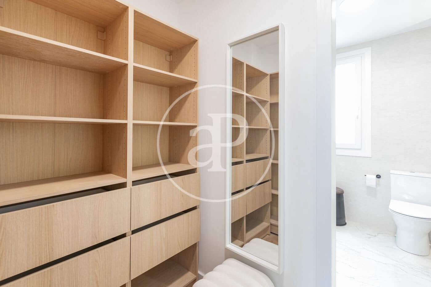 2 makuuhuone Huoneisto myytävänä paikassa Madrid kaupunki - 880 000 € (Ref: 9778153)