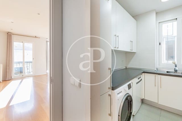 2 soveværelse Lejlighed til leje i Castellana, Madrid by - € 2.300 (Ref: 9778154)