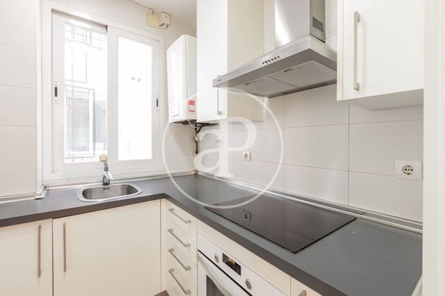 2 soveværelse Lejlighed til leje i Castellana, Madrid by - € 2.300 (Ref: 9778154)